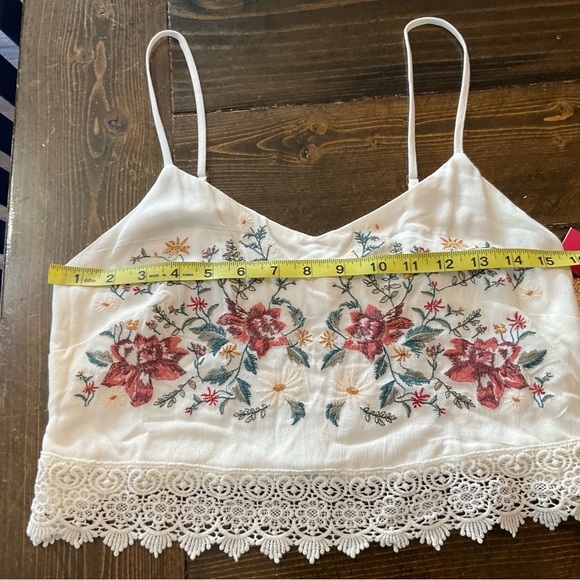 Xhilaration Tops - Floral Embroidered White Lace Trim Top